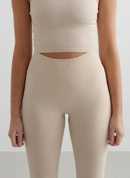 Top Spalline Fini + Shape Leggings  - Argilla